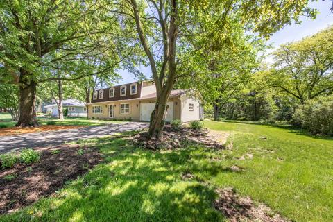 10 S197 Springbrook Dr, Naperville, IL 60564 photo 2