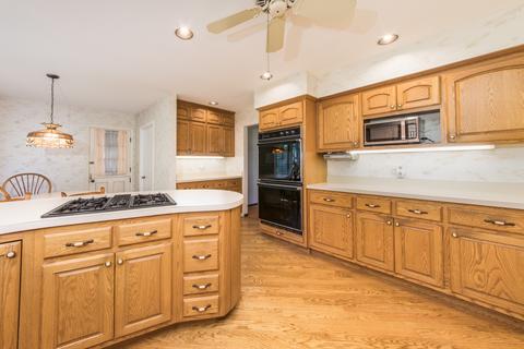10 S197 Springbrook Dr, Naperville, IL 60564 photo 8