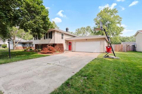 2310 Belmore Dr, Champaign, IL 61821 photo 1