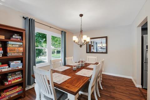 2310 Belmore Dr, Champaign, IL 61821 photo 7