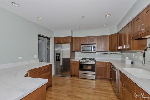 3308 Twisted Oak Ct, Mchenry, IL 60050 photo 8