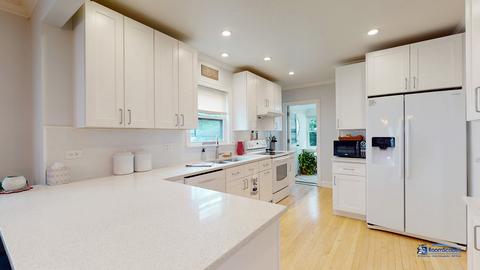 560 Webford Ave, Des Plaines, IL 60016 photo 17