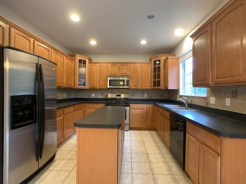 632 Declaration Ln, Aurora, IL 60502 photo 5