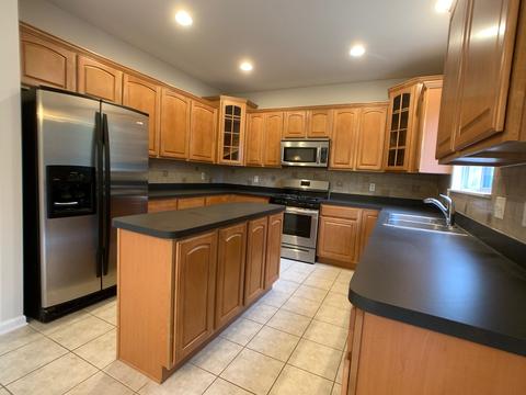 632 Declaration Ln, Aurora, IL 60502 photo 6