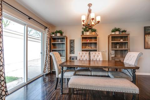 1685 Bedford Rd, Hoffman Estates, IL 60169 photo 8