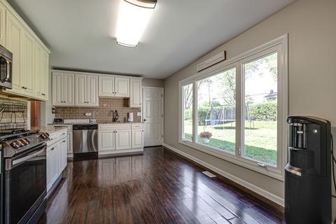 1685 Bedford Rd, Hoffman Estates, IL 60169 photo 10