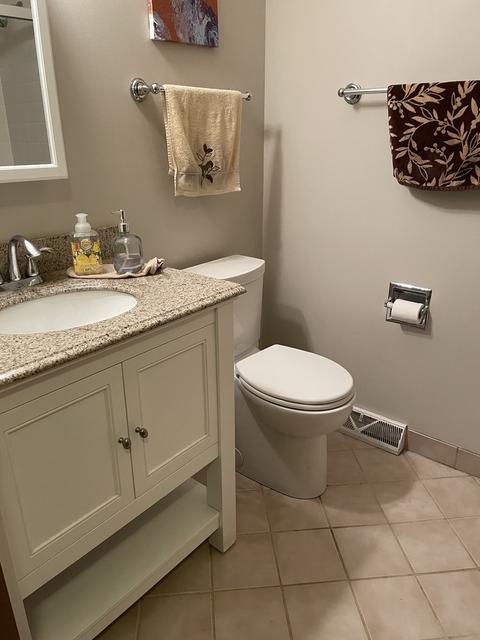 258 Brookside Ln #A, Willowbrook, IL 60527 photo 11