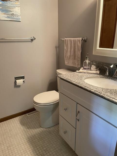 258 Brookside Ln #A, Willowbrook, IL 60527 photo 9