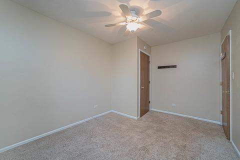 1262 Sarasota Dr, Wheeling, IL 60090 photo 12