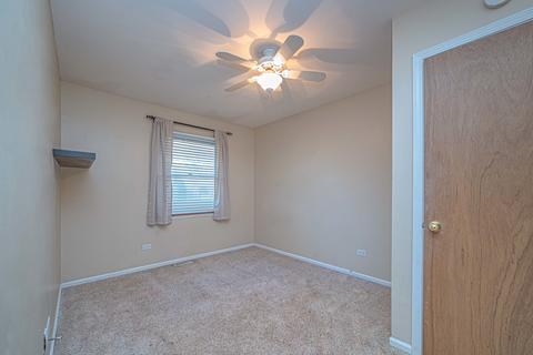 1262 Sarasota Dr, Wheeling, IL 60090 photo 10
