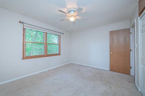 1262 Sarasota Dr, Wheeling, IL 60090 photo 9