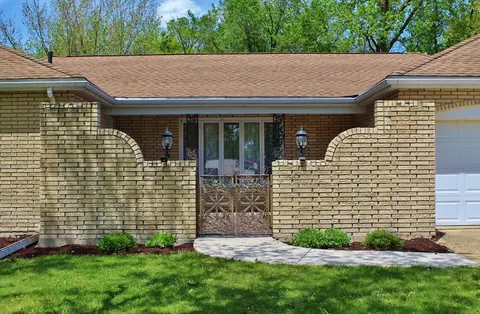 504 Briar Ln, Morris, IL 60450 photo 3