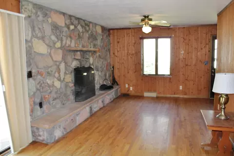 504 Briar Ln, Morris, IL 60450 photo 17