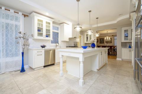 3755 Maple Ave, Northbrook, IL 60062 photo 12
