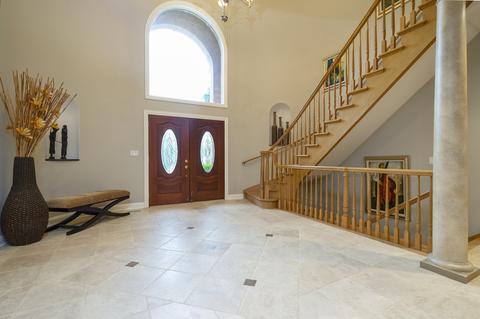 3755 Maple Ave, Northbrook, IL 60062 photo 3