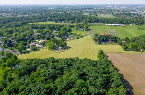 16938 S Lily Cache Rd, Plainfield, IL 60586 photo 2
