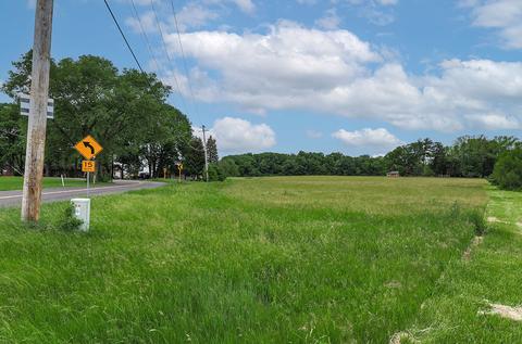 16938 S Lily Cache Rd, Plainfield, IL 60586 photo 8