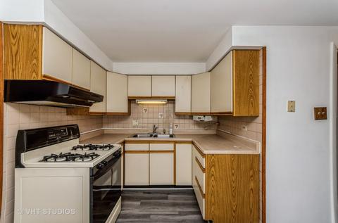 958 E 83rd St, Chicago, IL 60619 photo 3