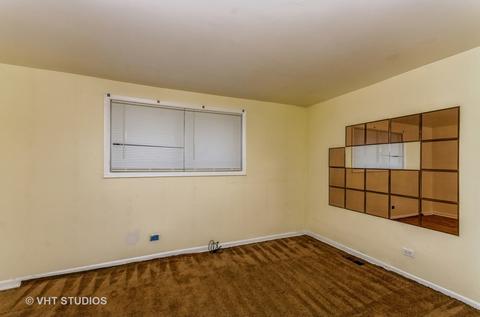 958 E 83rd St, Chicago, IL 60619 photo 6
