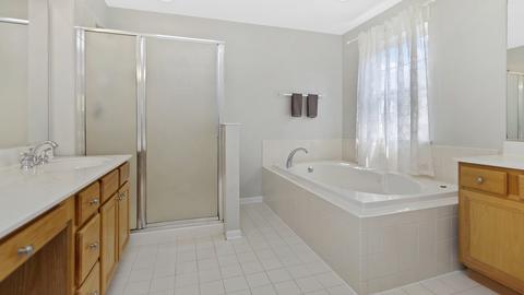 4541 Jenna Rd, Glenview, IL 60025 photo 14