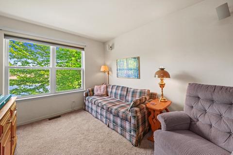28704 Sawmill Ln, Lakemoor, IL 60051 photo 16