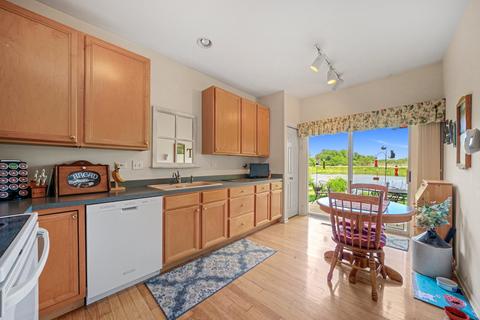 28704 Sawmill Ln, Lakemoor, IL 60051 photo 9