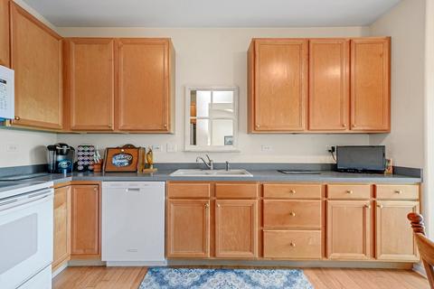 28704 Sawmill Ln, Lakemoor, IL 60051 photo 8