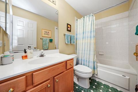 28704 Sawmill Ln, Lakemoor, IL 60051 photo 15