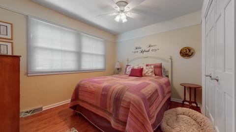 1001 Arbor Ct, Wheaton, IL 60189 photo 15