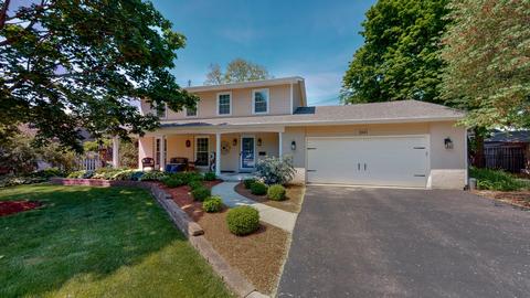 1001 Arbor Ct, Wheaton, IL 60189 photo 2