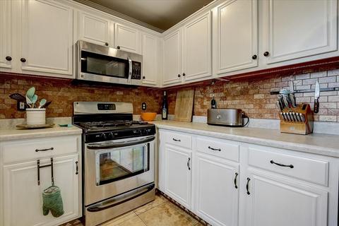 1753 Hazelnut Ln, Aurora, IL 60504 photo 11