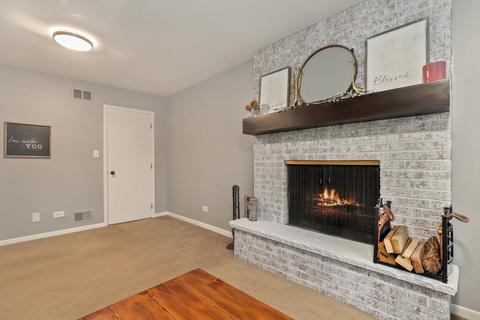 405 Jefferson Ct, Wheeling, IL 60090 photo 6
