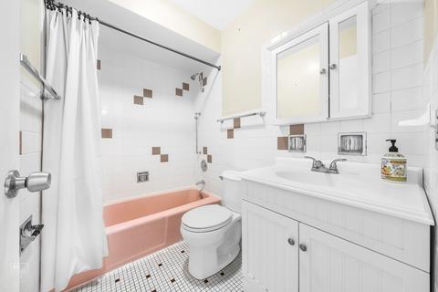 2141 Ridge Ave #4E, Evanston, IL 60201 photo 8