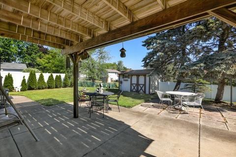 2330 Waterfall Ln, Hanover Park, IL 60133 photo 32