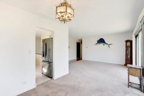2330 Waterfall Ln, Hanover Park, IL 60133 photo 6