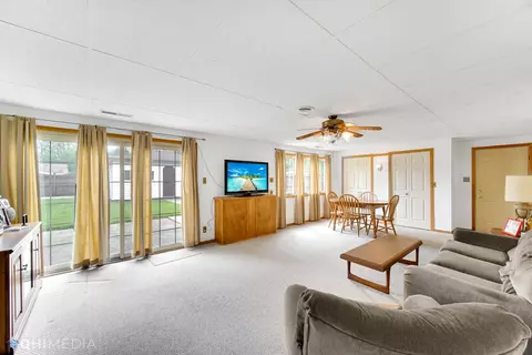 17057 Chicago Ave, Lansing, IL 60438 photo 12