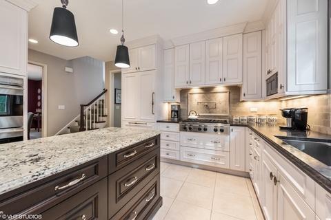 2655 Maple Ave, Northbrook, IL 60062 photo 3