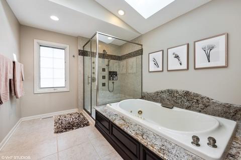 2655 Maple Ave, Northbrook, IL 60062 photo 15