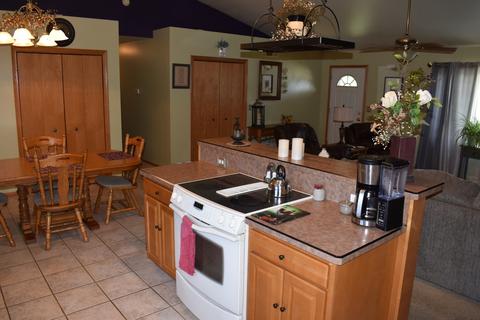 173 Valley View Dr, Seneca, IL 61360 photo 9