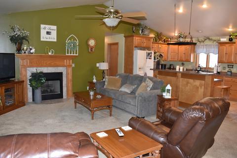 173 Valley View Dr, Seneca, IL 61360 photo 3