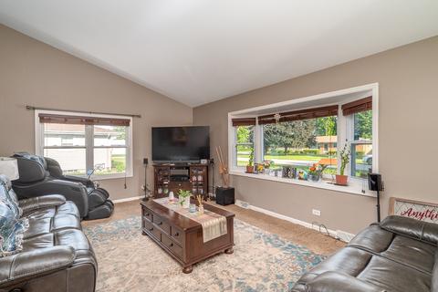 23508 W Lynn St, Plainfield, IL 60586 photo 3