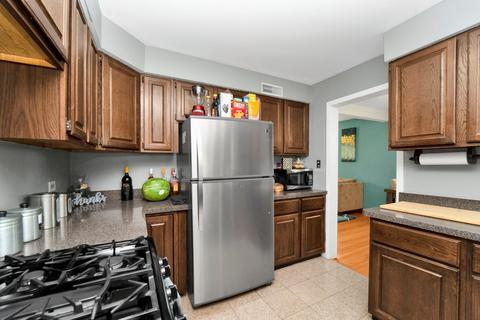 2332 S 21st Ave, Broadview, IL 60155 photo 6