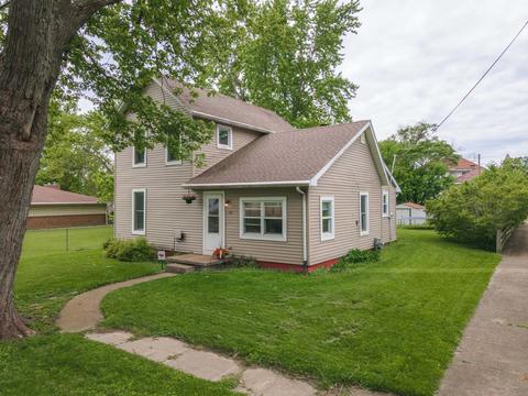202 S Walnut St, Arrowsmith, IL 61722 photo 1