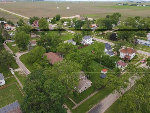 202 S Walnut St, Arrowsmith, IL 61722 photo 11