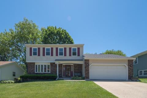1995 Murcer Ln, Elgin, IL 60123 photo 1