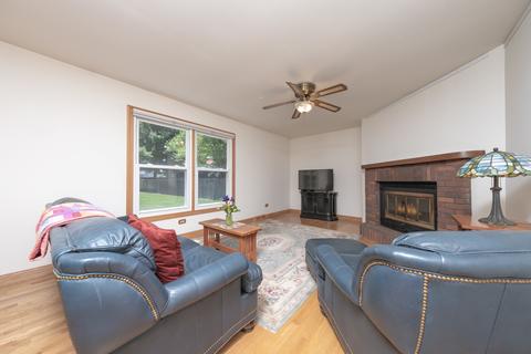 1995 Murcer Ln, Elgin, IL 60123 photo 5