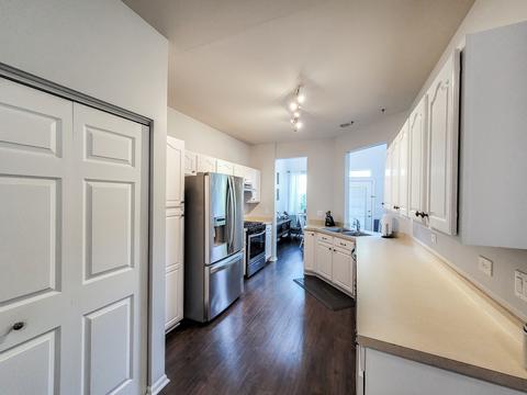 3105 Anton Dr, Aurora, IL 60504 photo 5