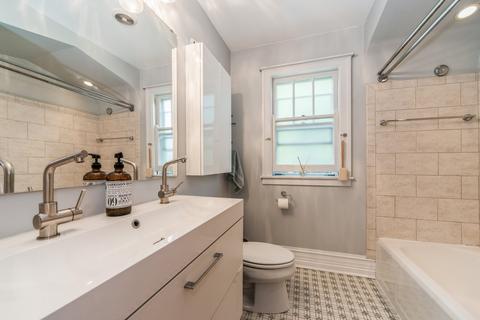 3638 Maple Ave, Berwyn, IL 60402 photo 12
