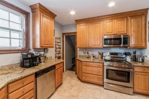 3638 Maple Ave, Berwyn, IL 60402 photo 5