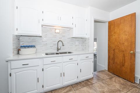 1533 Victoria Ave, Berkeley, IL 60163 photo 21